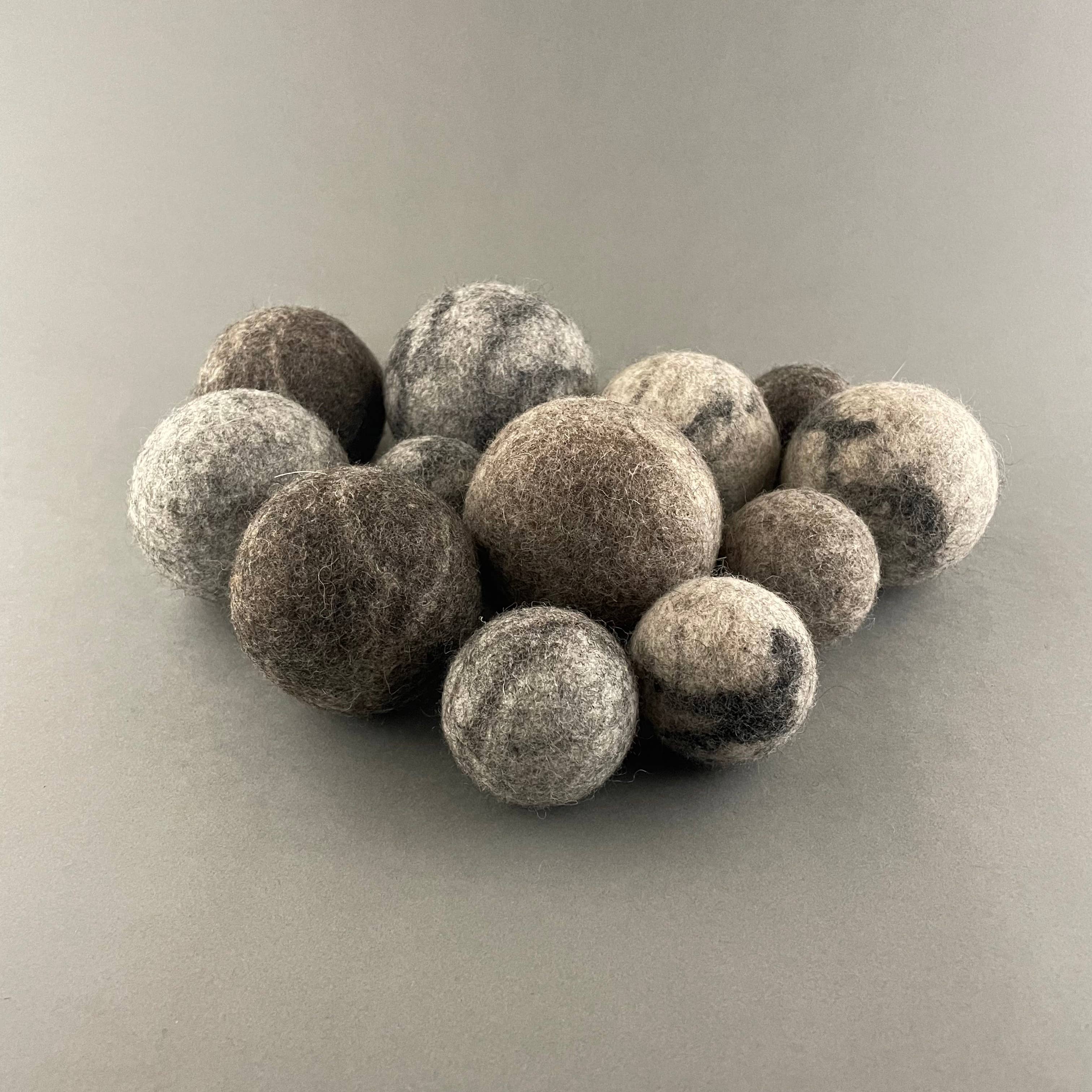 Pawsome Pet Toys – Wollbälle für Hunde