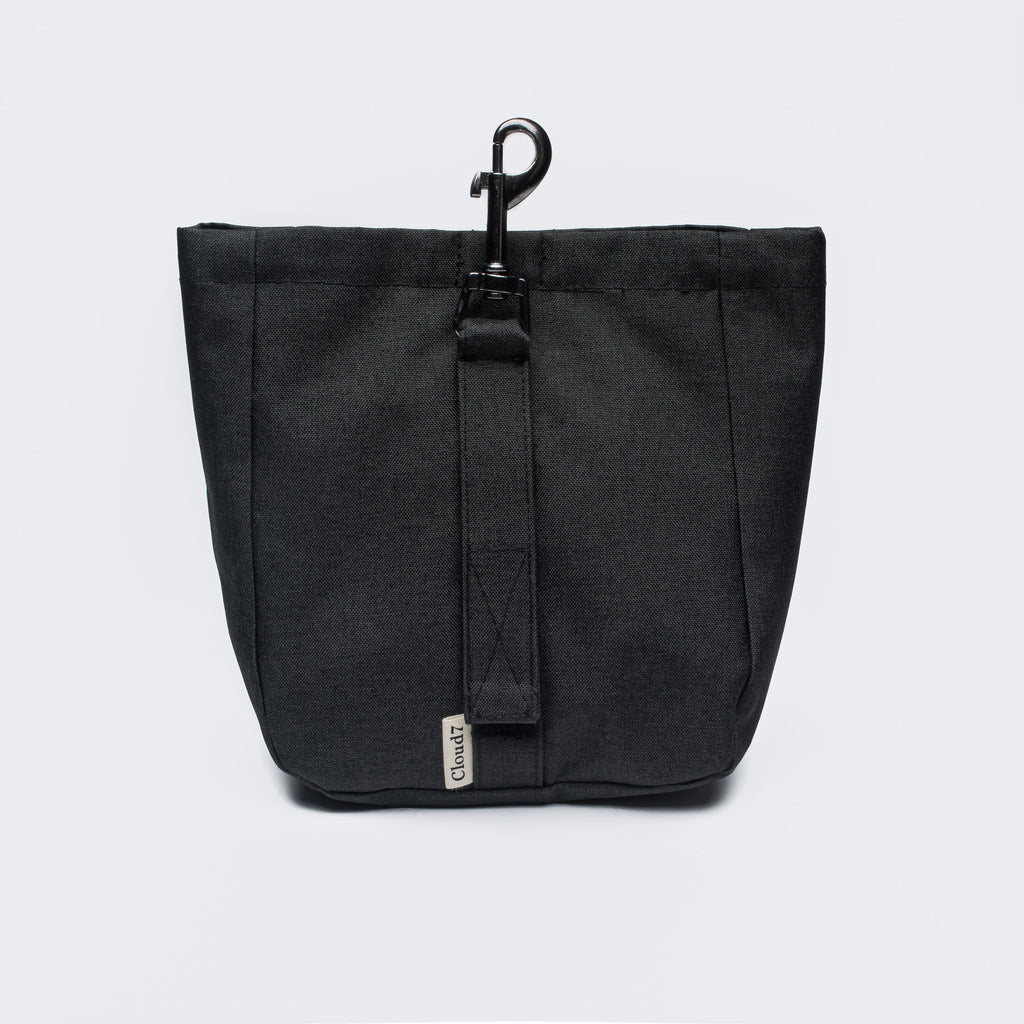 CLOUD7 - Leckerlibeutel Black