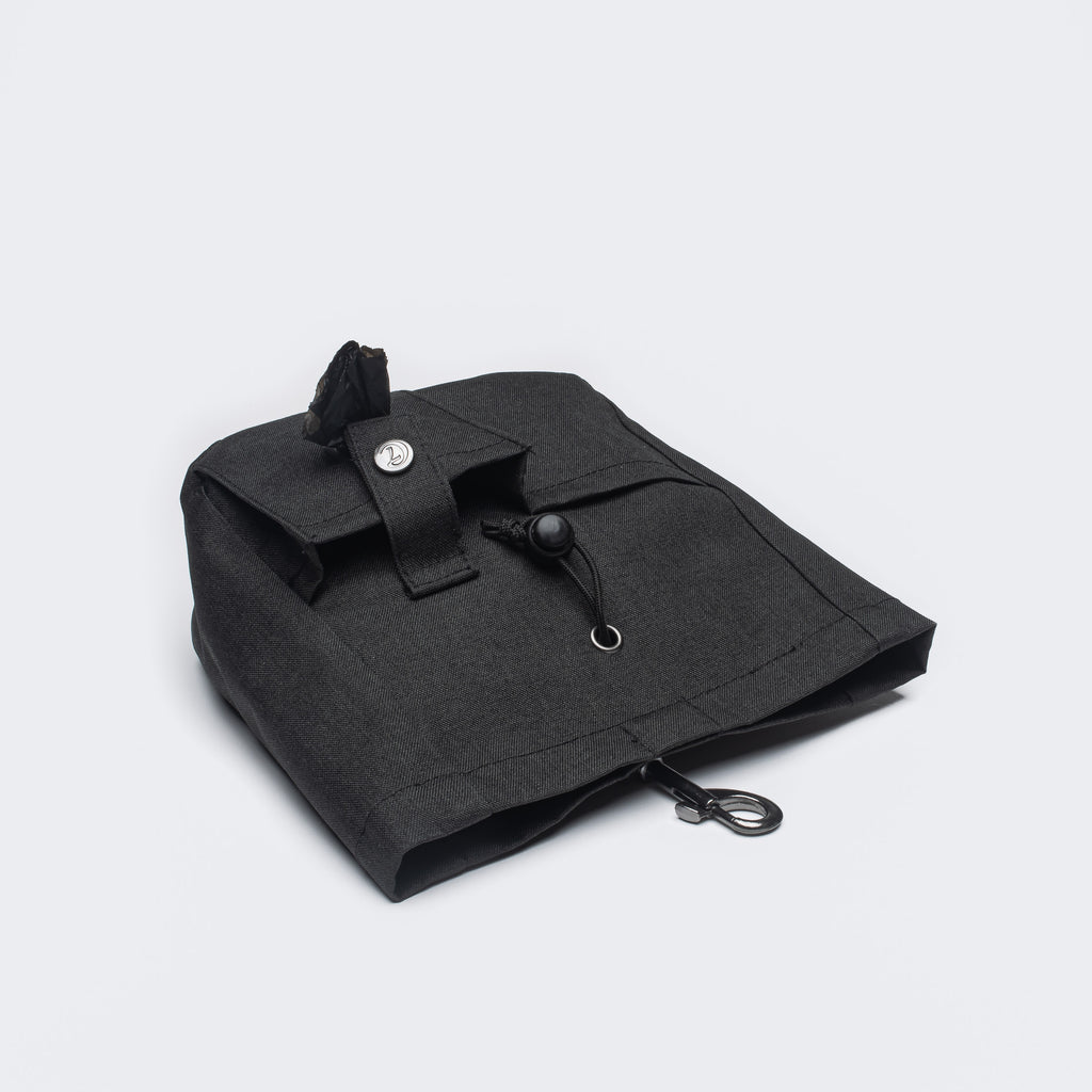 CLOUD7 - Leckerlibeutel Black