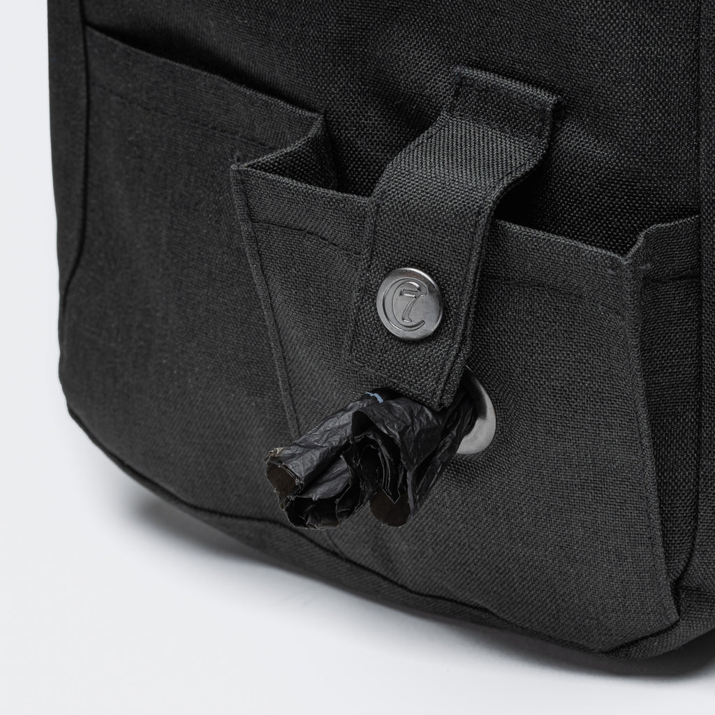 CLOUD7 - Leckerlibeutel Black