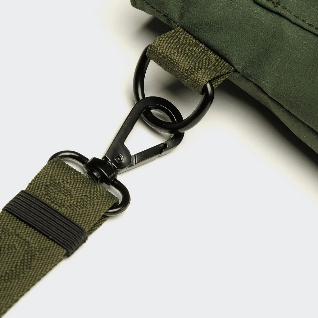CLOUD7 – Leckerlibeutel AKTIV Olive