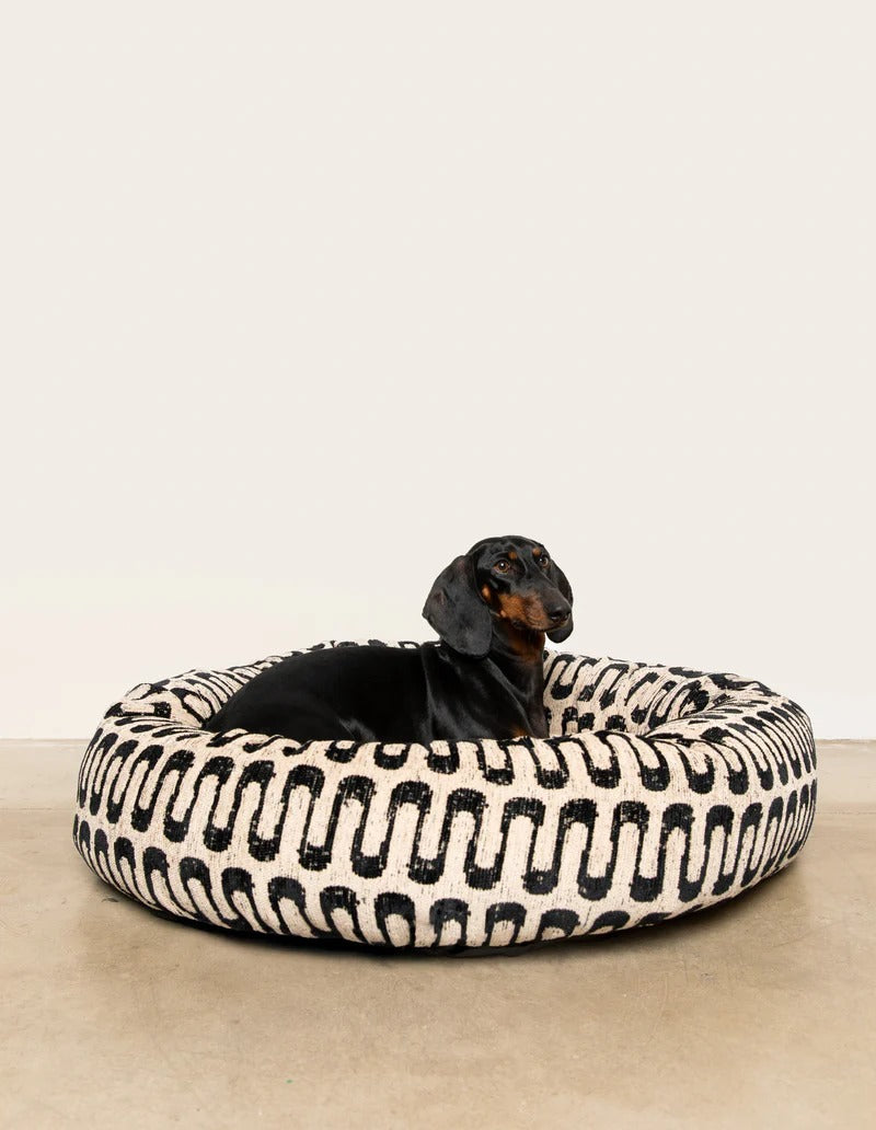 DOGGUO – Rundes Hundebett Retro Wave - Beige/Black