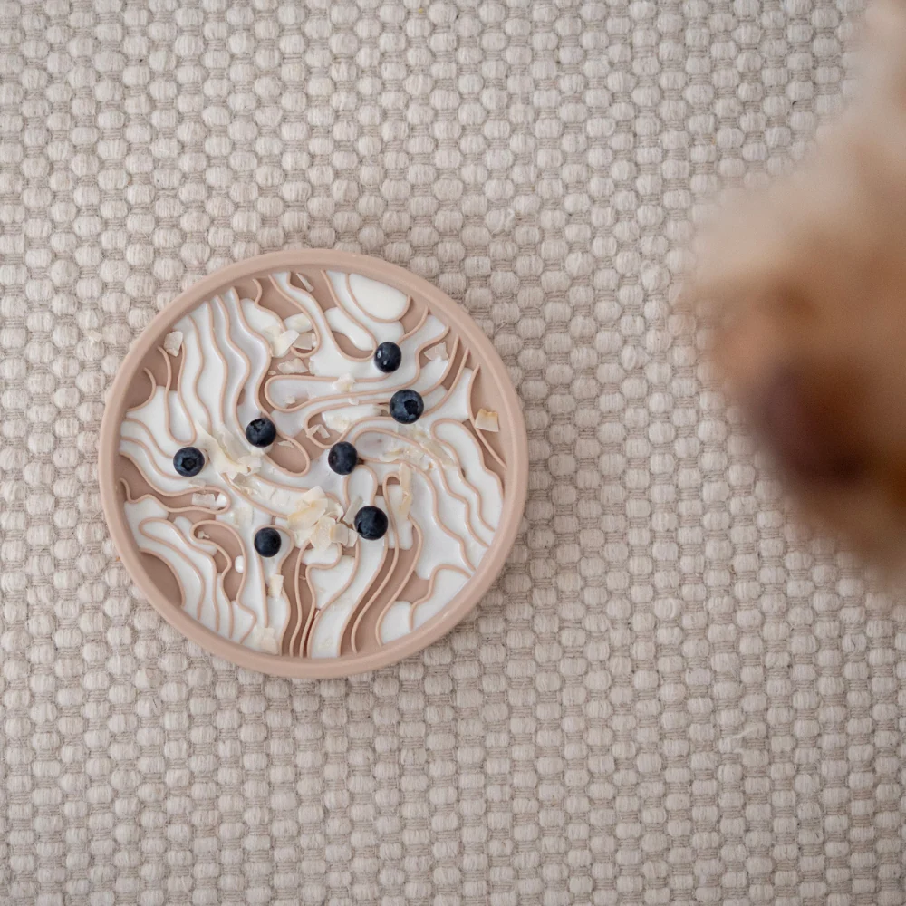 LOVIN'DOG – 2er-Set Slow Feeder Bowl & Lick Mat Nude